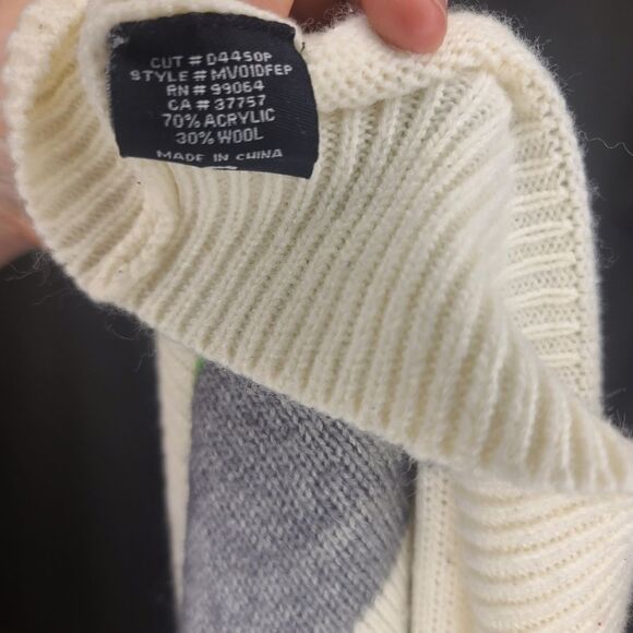 Billabong Sweater Size Small - Picture 3 of 3